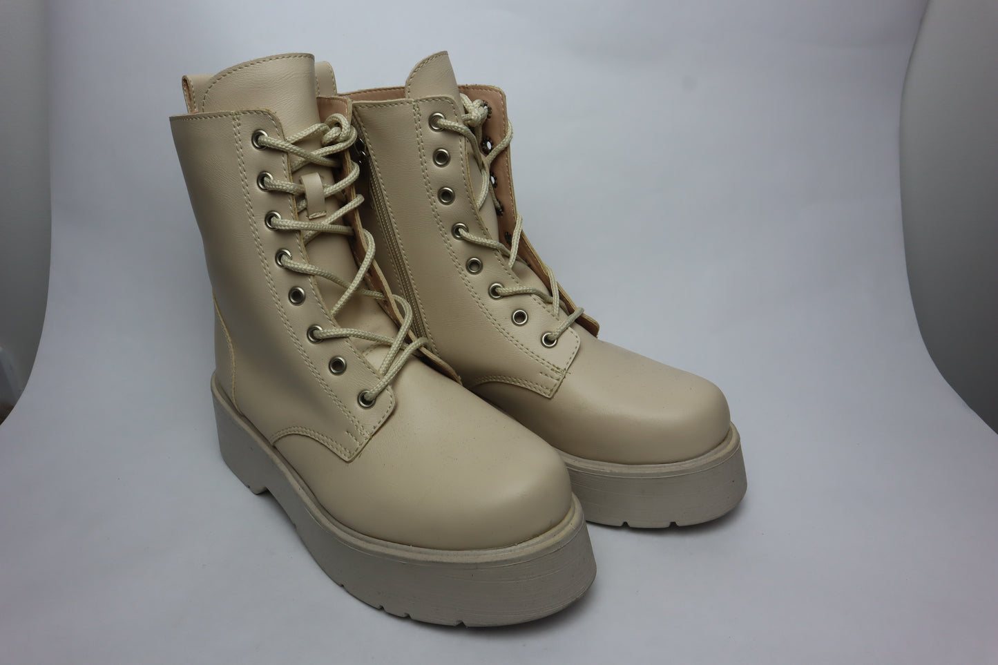 Botas